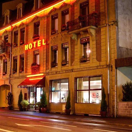 Hotel Le Pelican Charleville-Mezieres Exterior photo