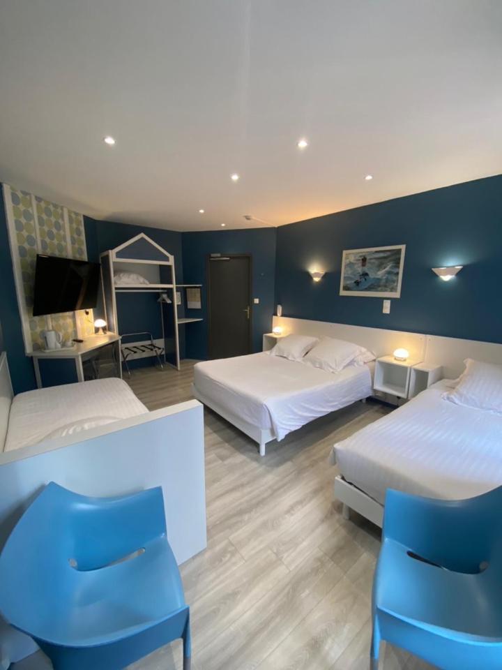 Hotel Le Pelican Charleville-Mezieres Exterior photo